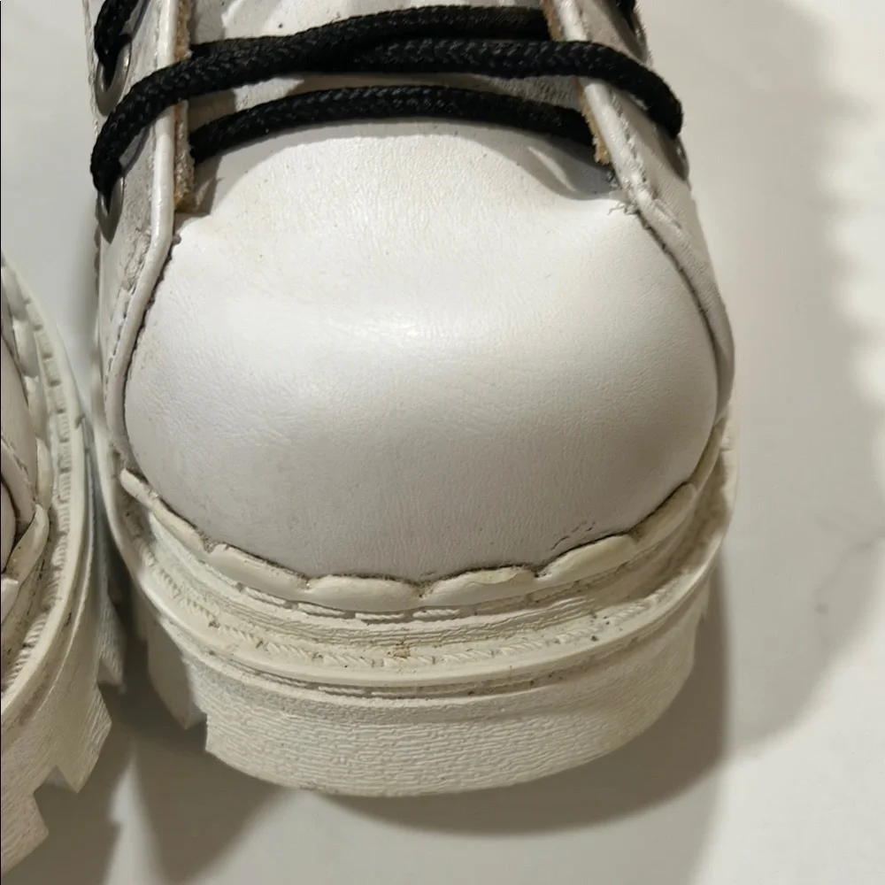 Vintage Y2K Chunky Platform Soda White Sneakers with Black Laces